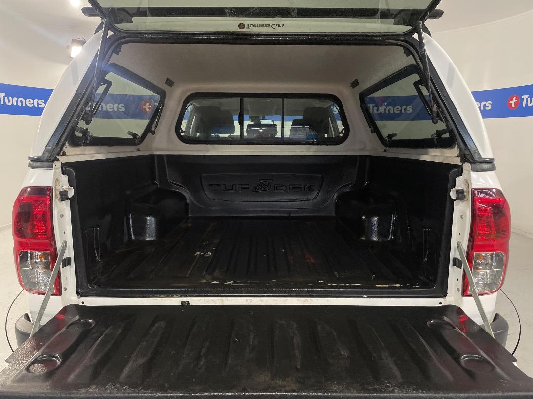 Photo '14' of Toyota Hilux