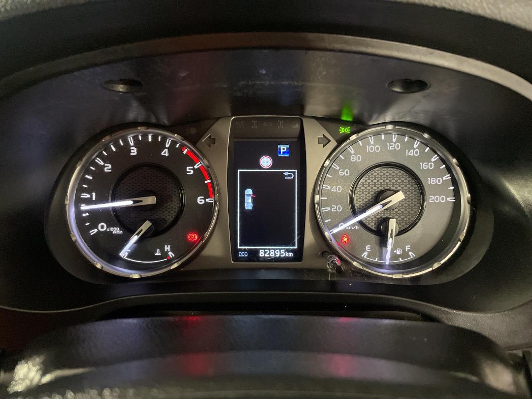 Photo '21' of Toyota Hilux