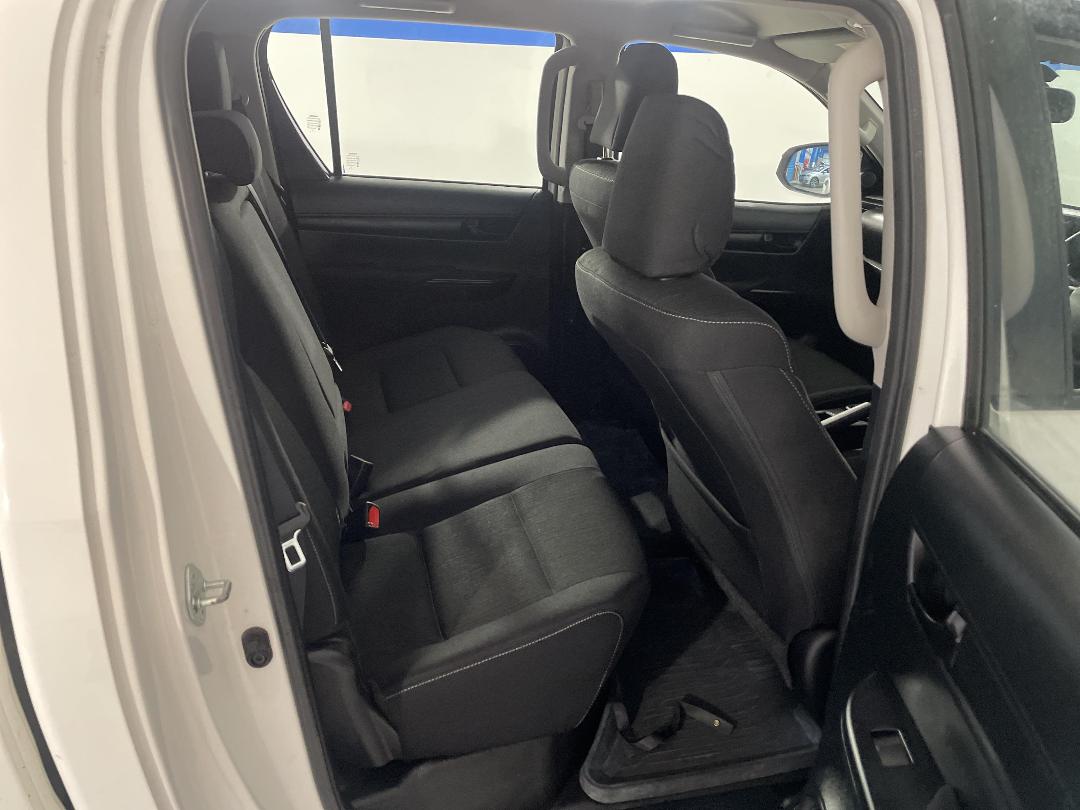 Photo '20' of Toyota Hilux