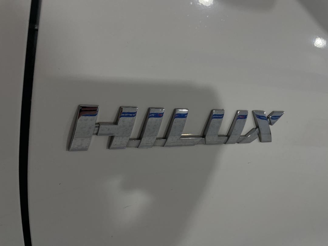 Photo '36' of Toyota Hilux