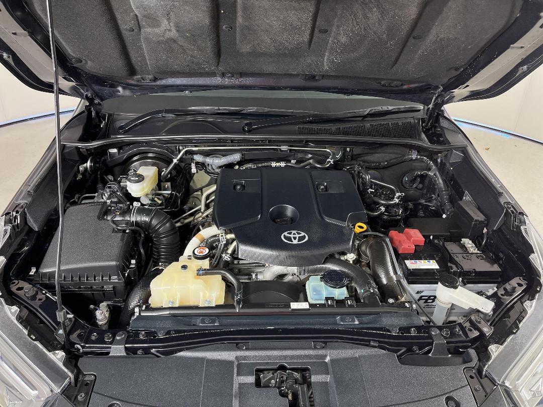 Photo '13' of Toyota Hilux