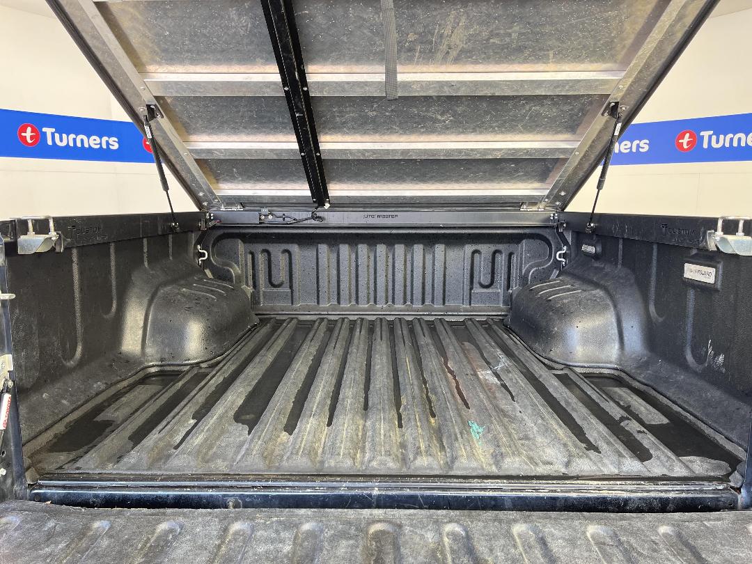 Photo '14' of Toyota Hilux