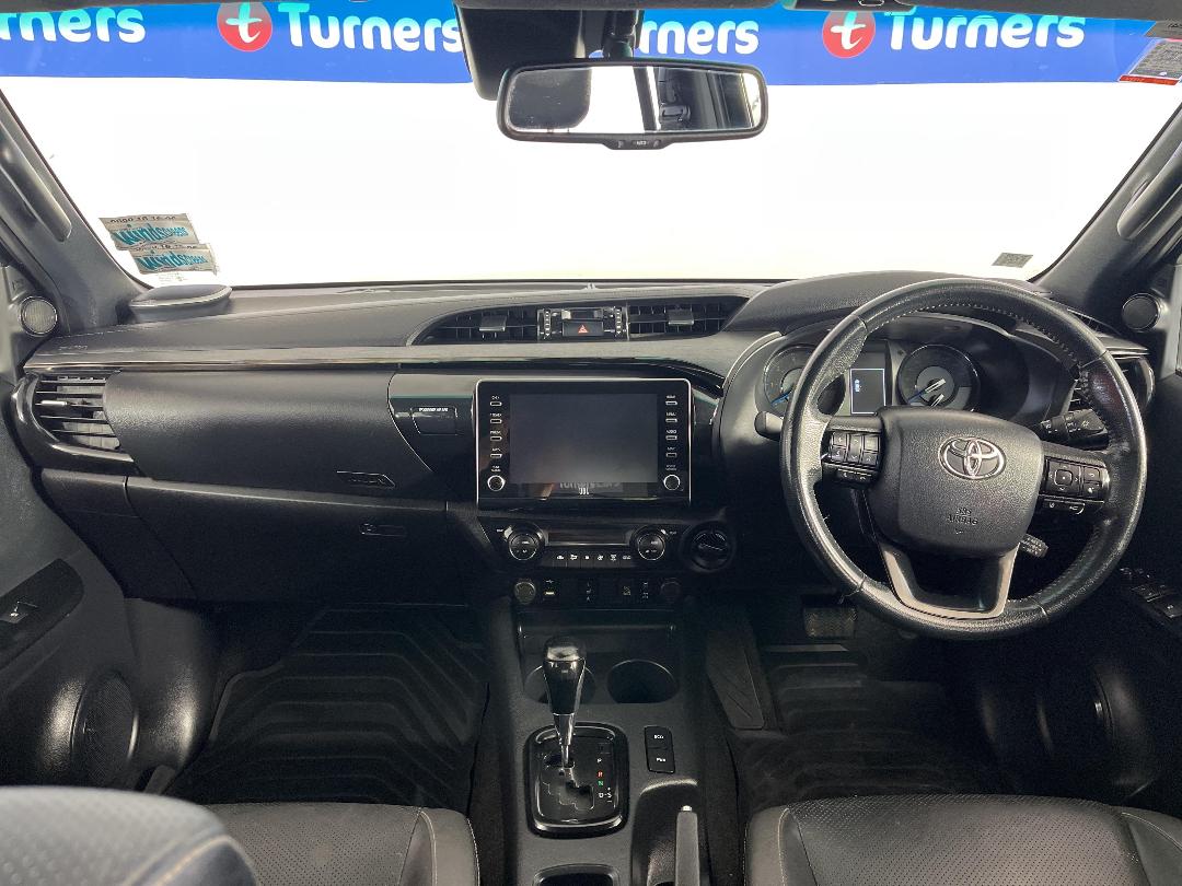Photo '17' of Toyota Hilux