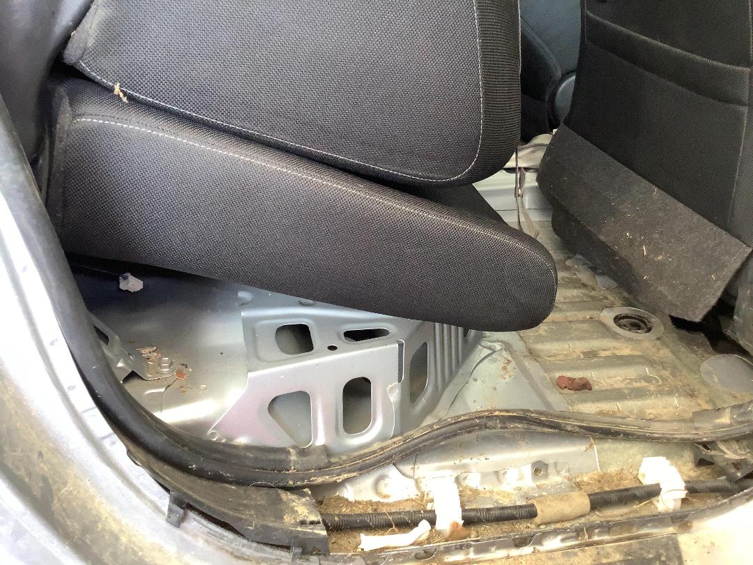 Photo '9' of Toyota Hilux SR TD DC/CC