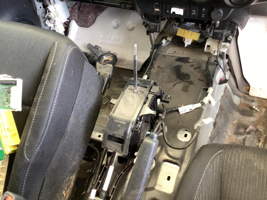 Photo '19' of Toyota Hilux SR TD DC/CC