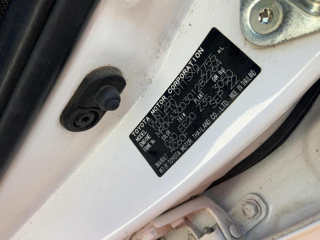 Photo '7' of Toyota Hilux SR TD DC