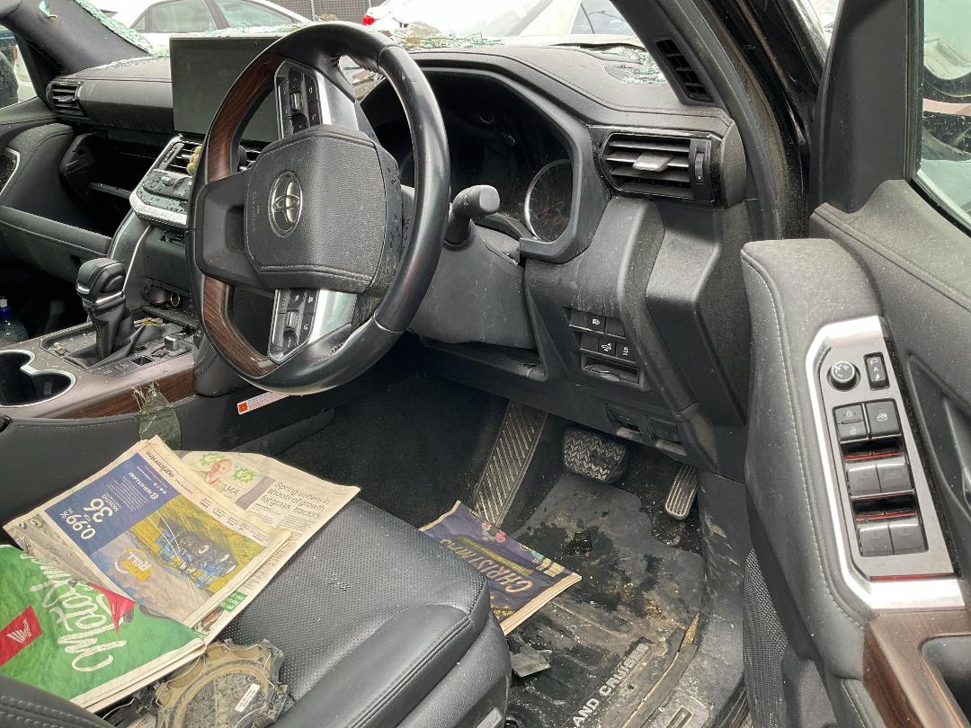 Photo '11' of Toyota Landcruiser VX Photo '11' of Toyota Landcruiser VX