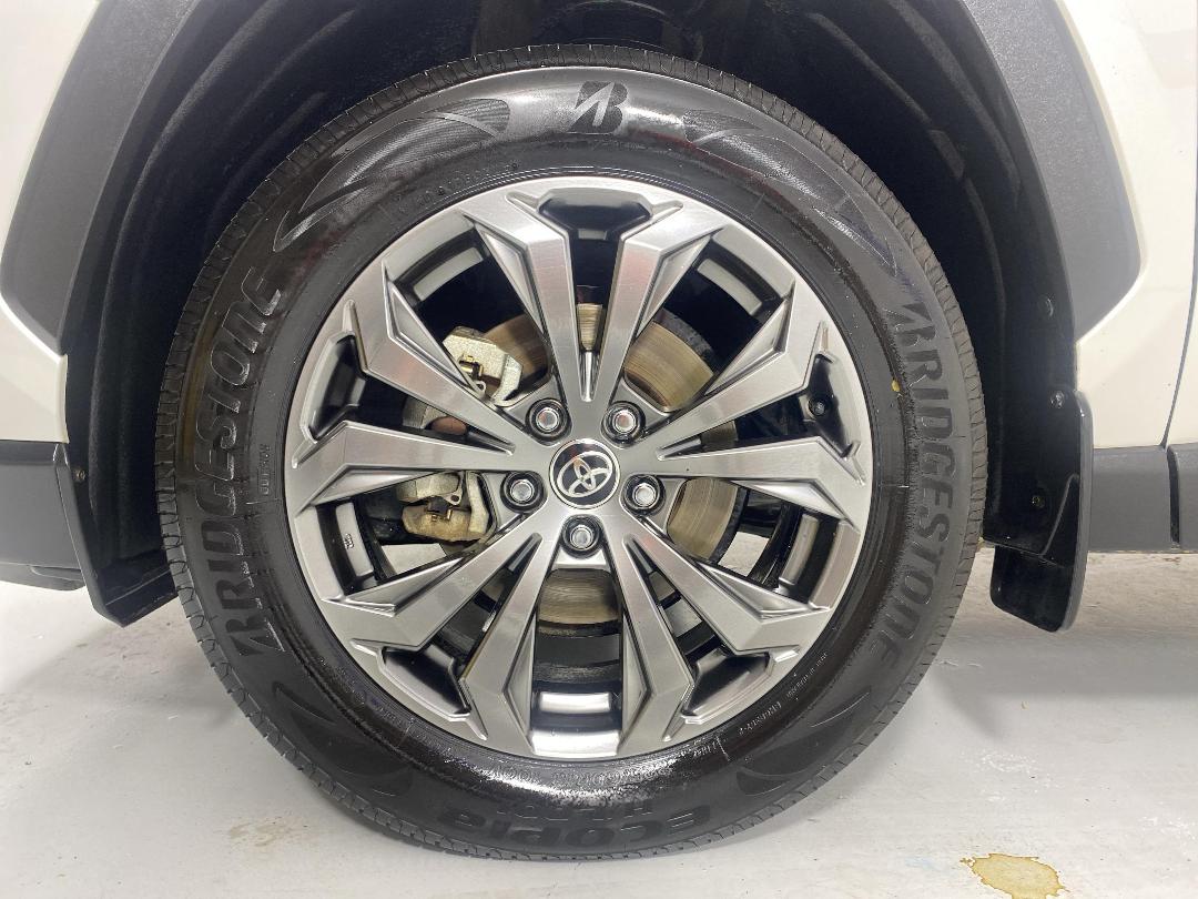 Photo '10' of Toyota Rav4