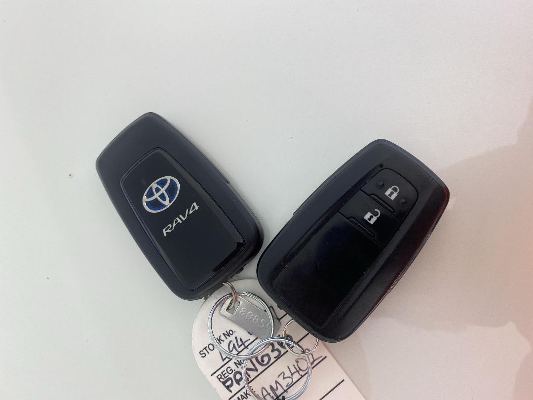 Photo '22' of Toyota Rav4