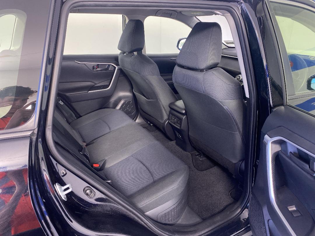 Photo '20' of Toyota Rav4