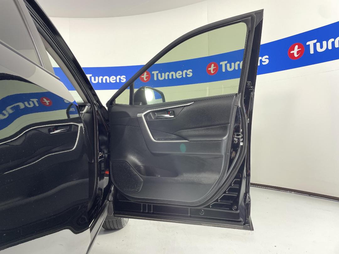 Photo '15' of Toyota Rav4