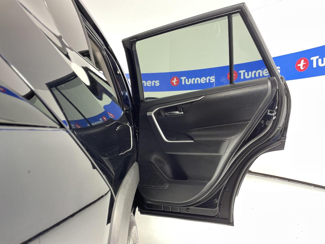 Photo '19' of Toyota Rav4