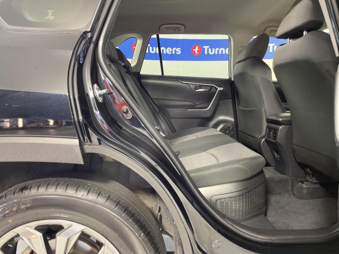 Photo '20' of Toyota Rav4