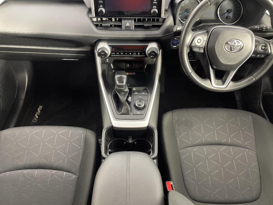 Photo '18' of Toyota Rav4