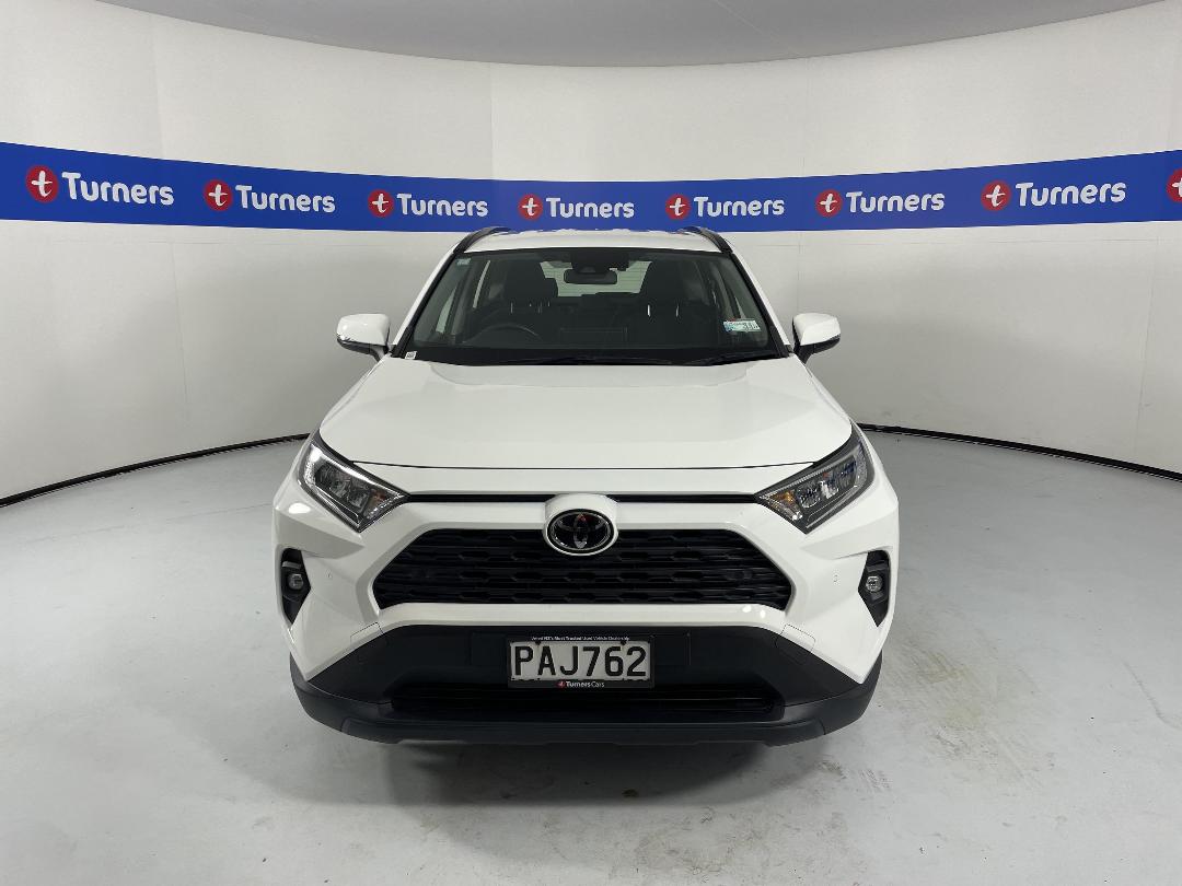 Photo '2' of Toyota Rav4