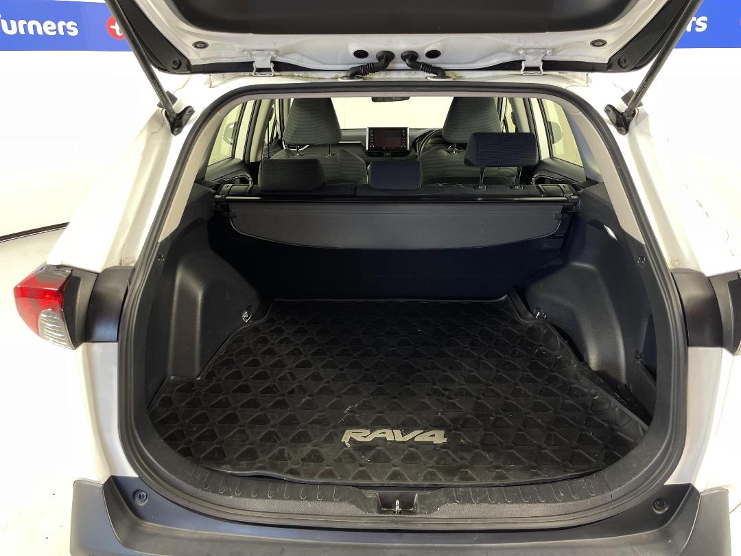 Photo '14' of Toyota Rav4