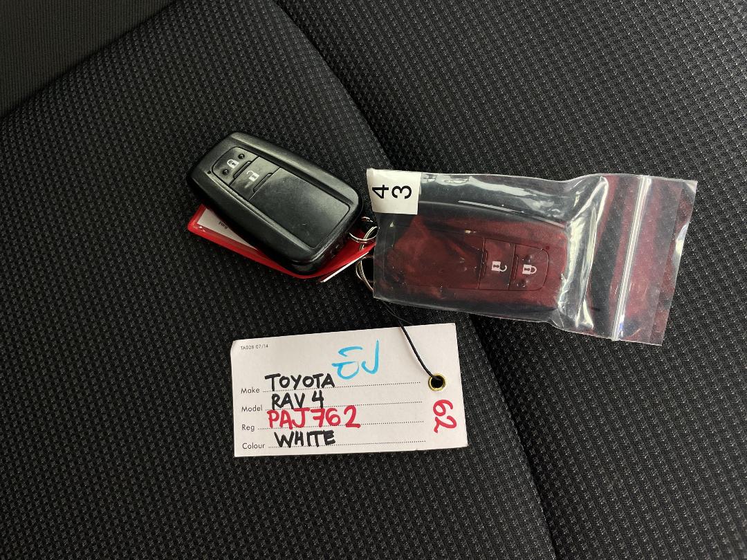 Photo '22' of Toyota Rav4