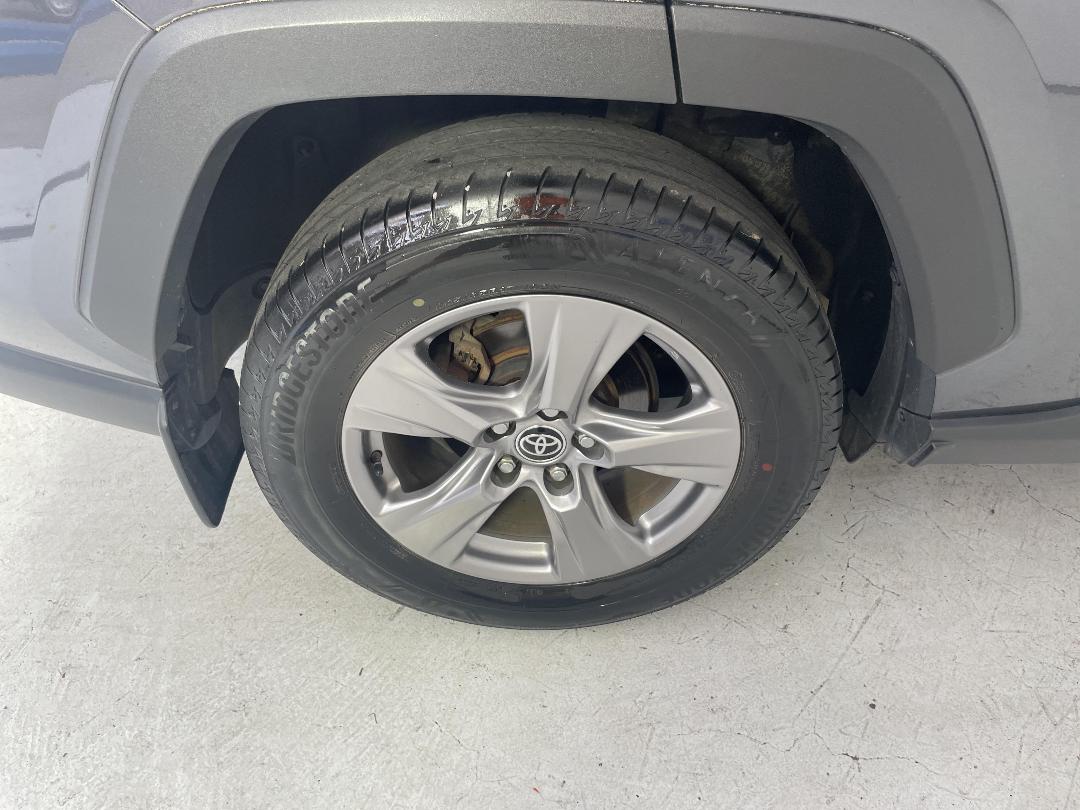 Photo '12' of Toyota Rav4