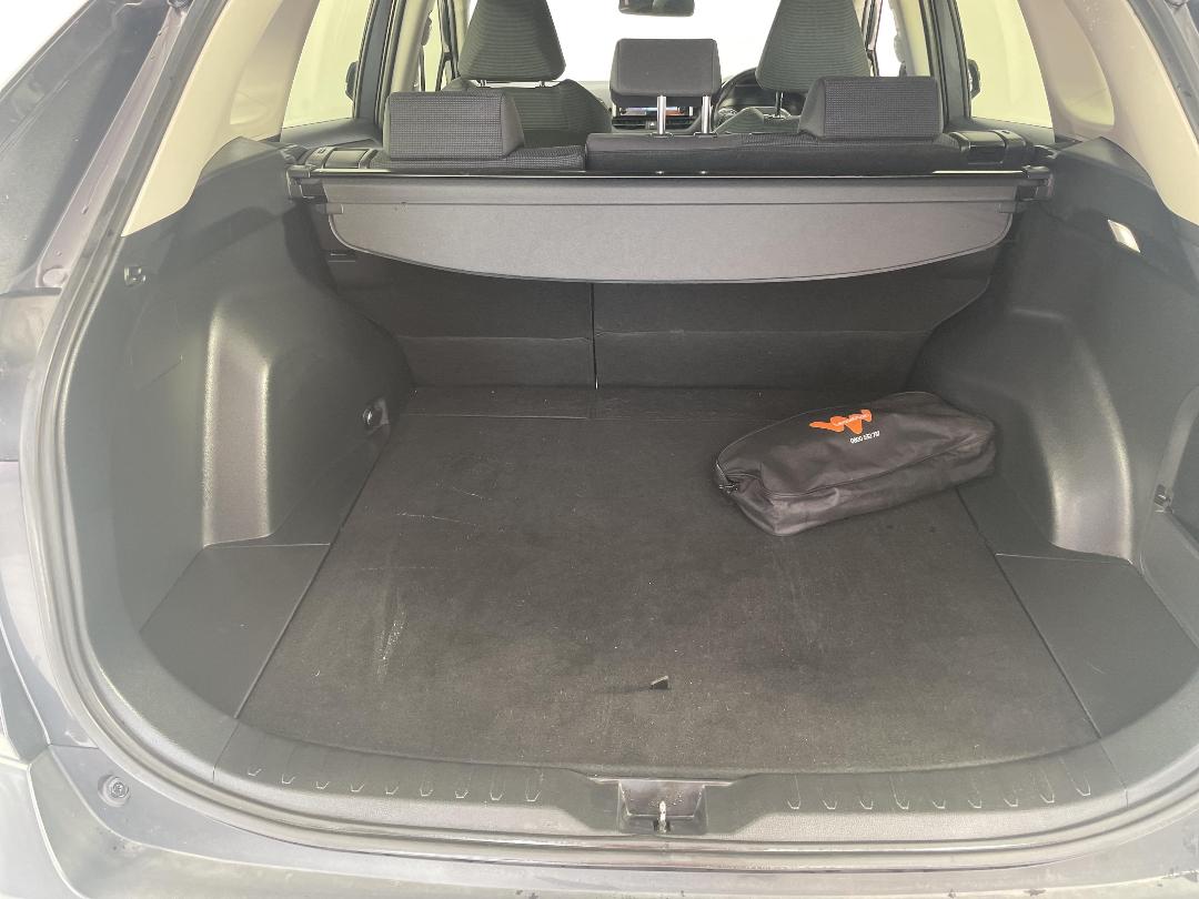 Photo '14' of Toyota Rav4