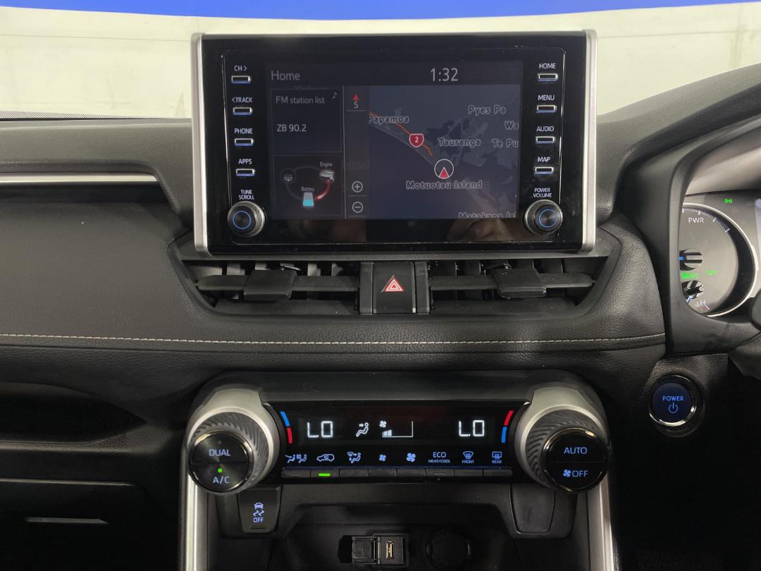 Photo '18' of Toyota Rav4 Photo '18' of Toyota Rav4