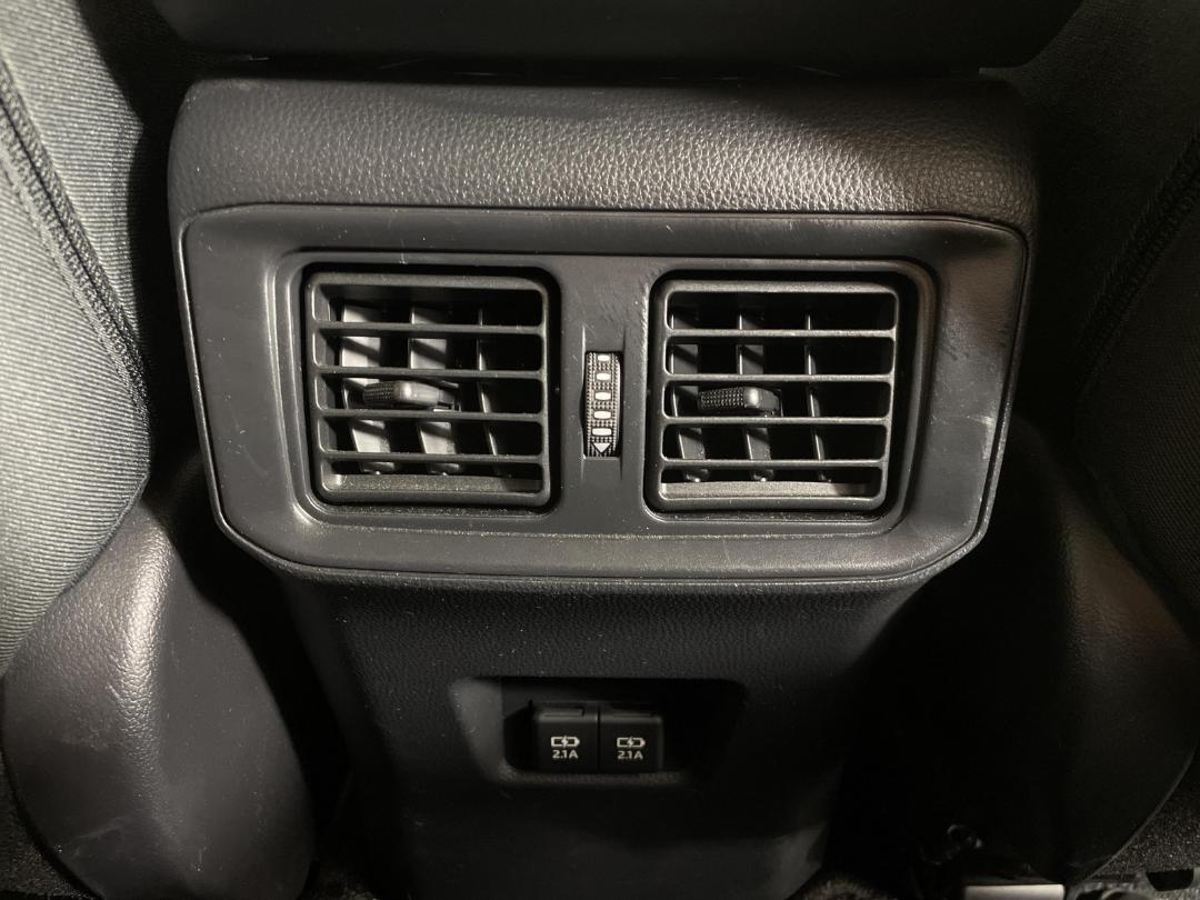 Photo '24' of Toyota Rav4 Photo '24' of Toyota Rav4