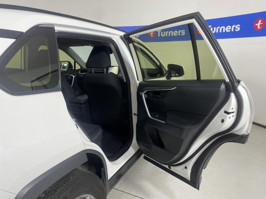 Photo '19' of Toyota Rav4