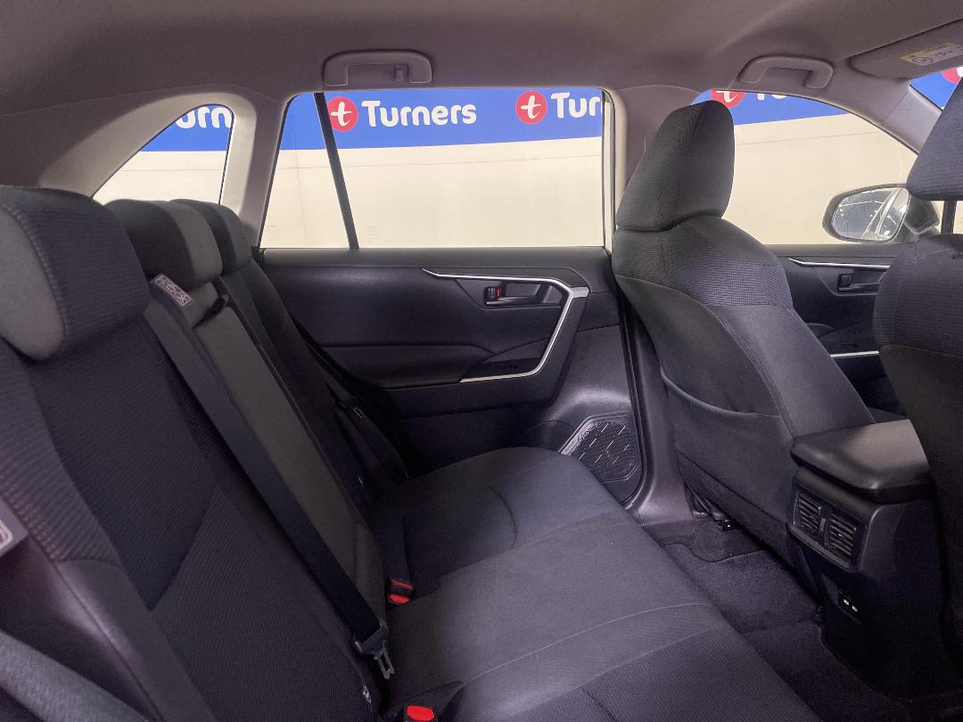 Photo '20' of Toyota Rav4