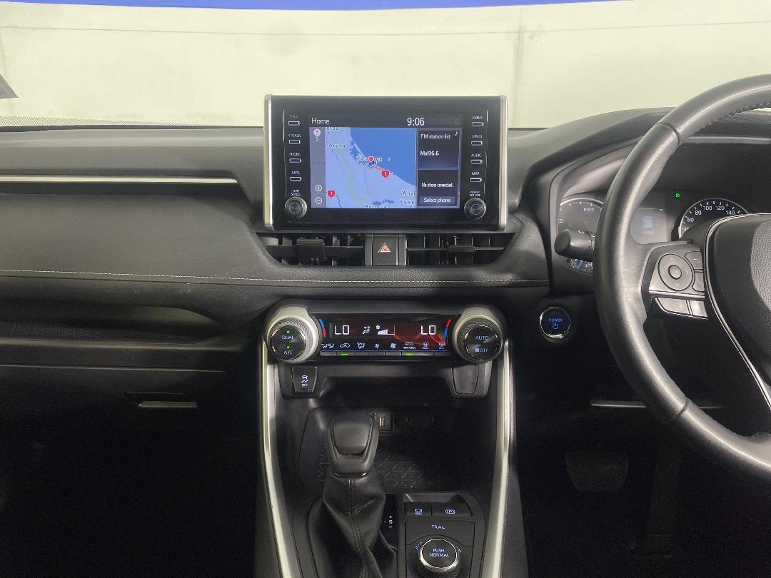 Photo '18' of Toyota Rav4