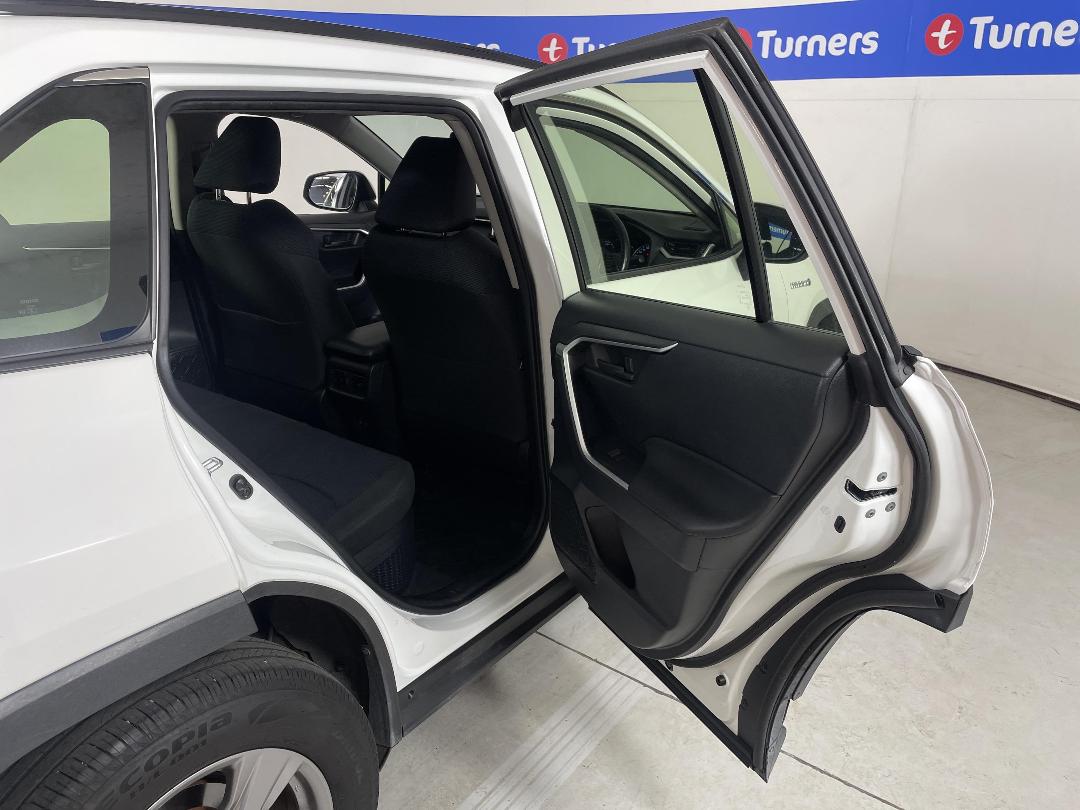 Photo '19' of Toyota Rav4 Photo '19' of Toyota Rav4