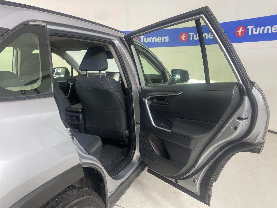 Photo '19' of Toyota Rav4