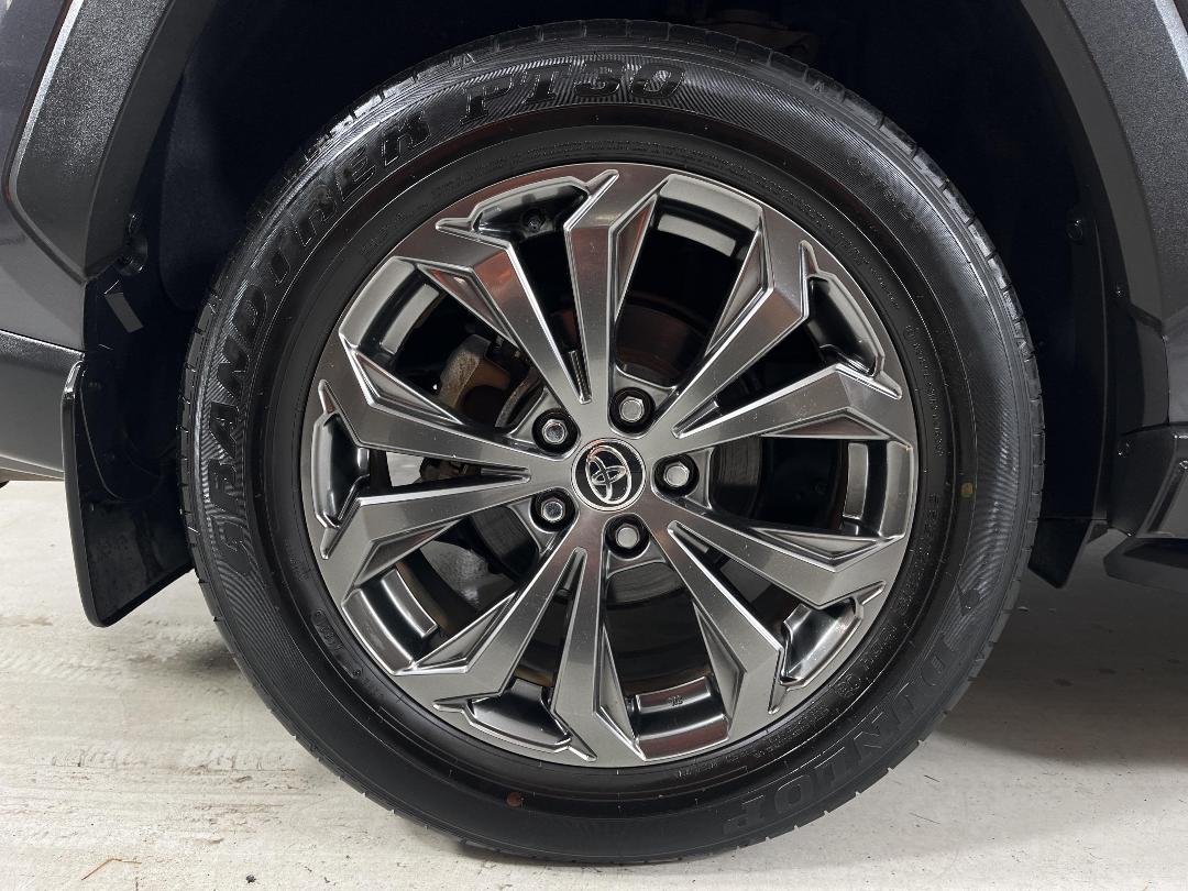 Photo '12' of Toyota Rav4