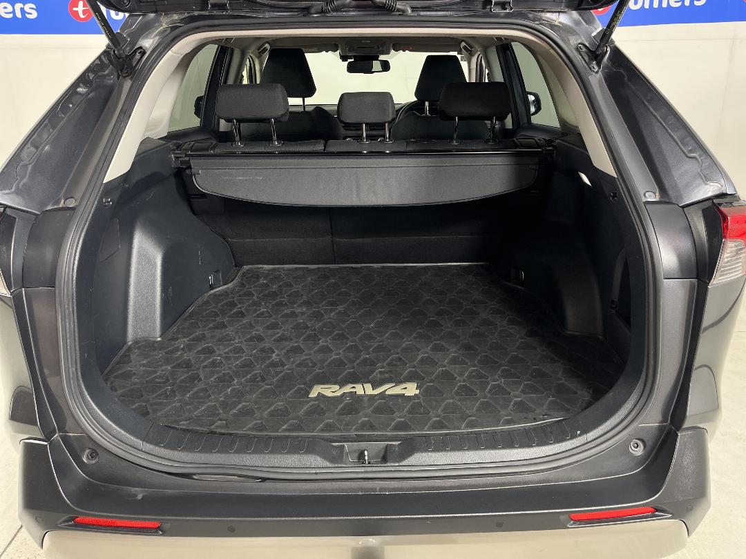 Photo '14' of Toyota Rav4