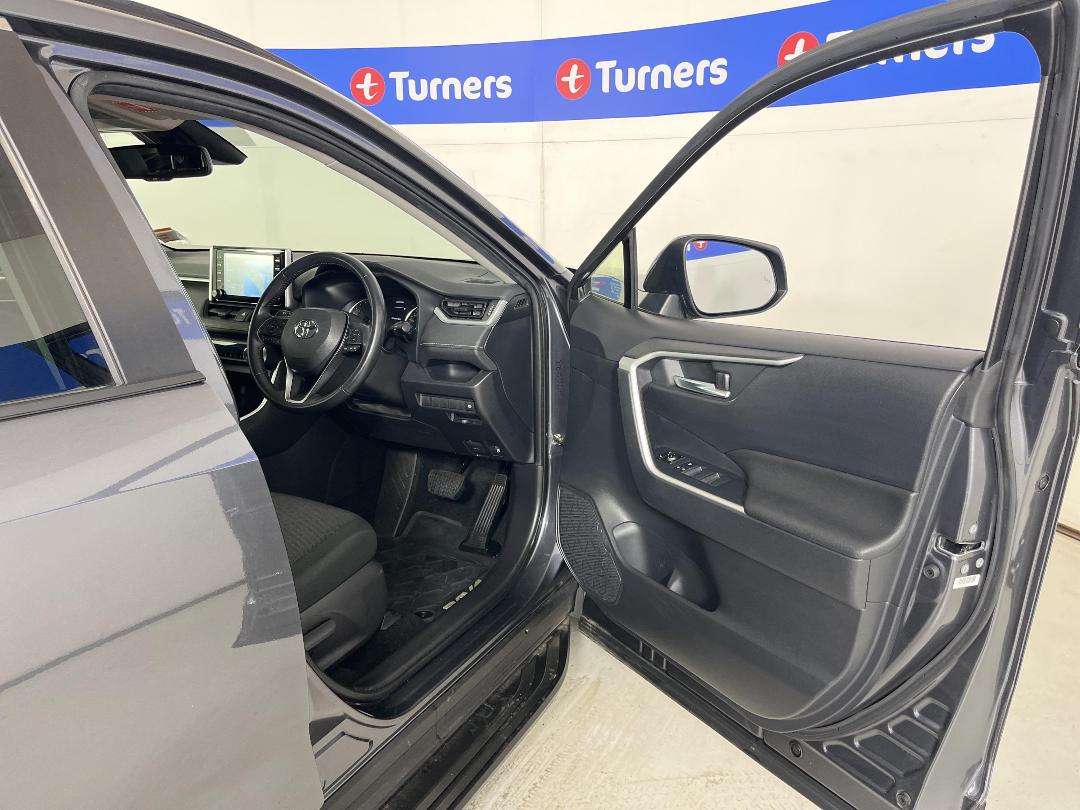 Photo '15' of Toyota Rav4