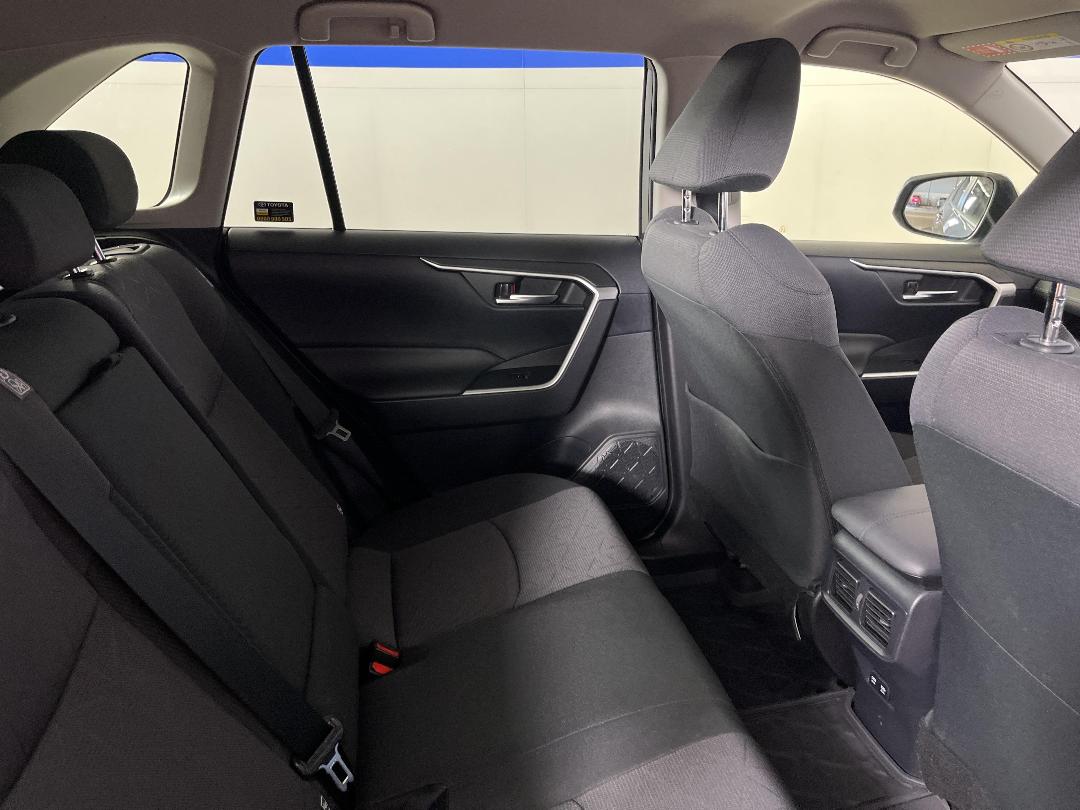 Photo '20' of Toyota Rav4