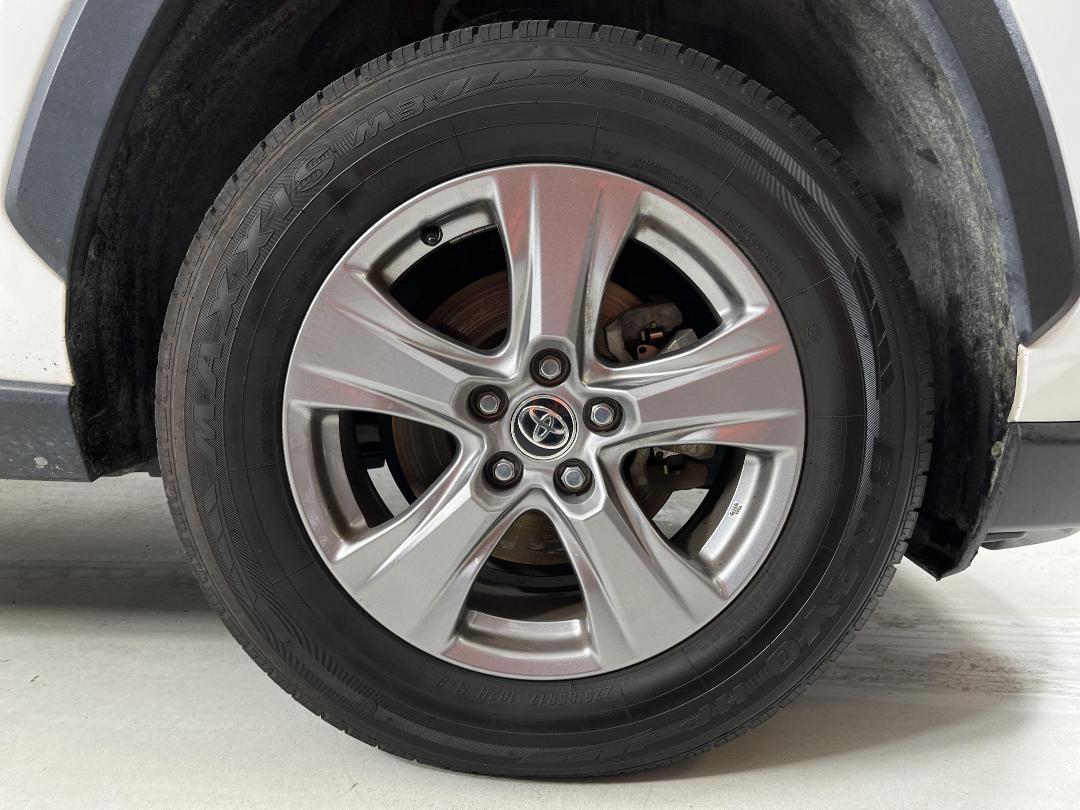 Photo '9' of Toyota Rav4