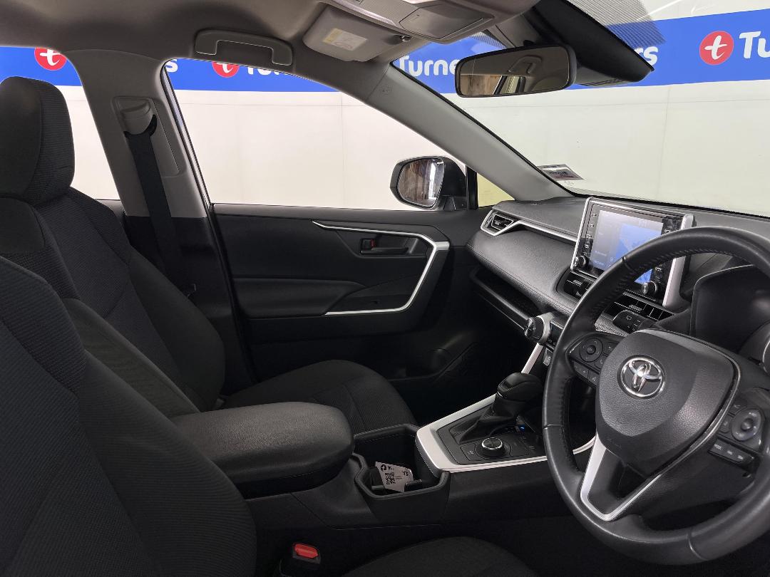 Photo '16' of Toyota Rav4