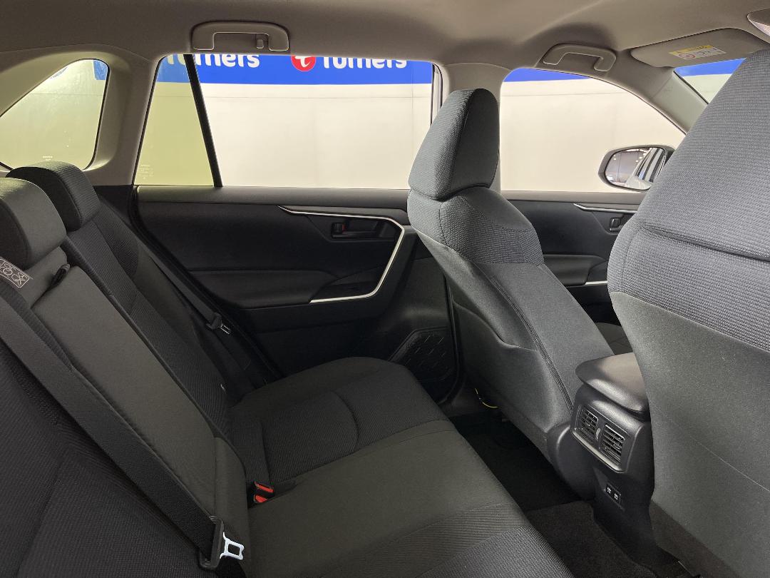 Photo '20' of Toyota Rav4