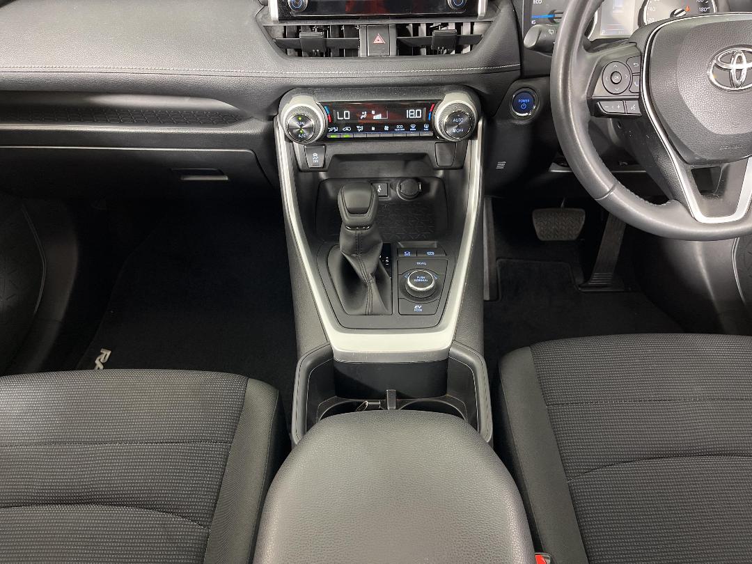 Photo '23' of Toyota Rav4