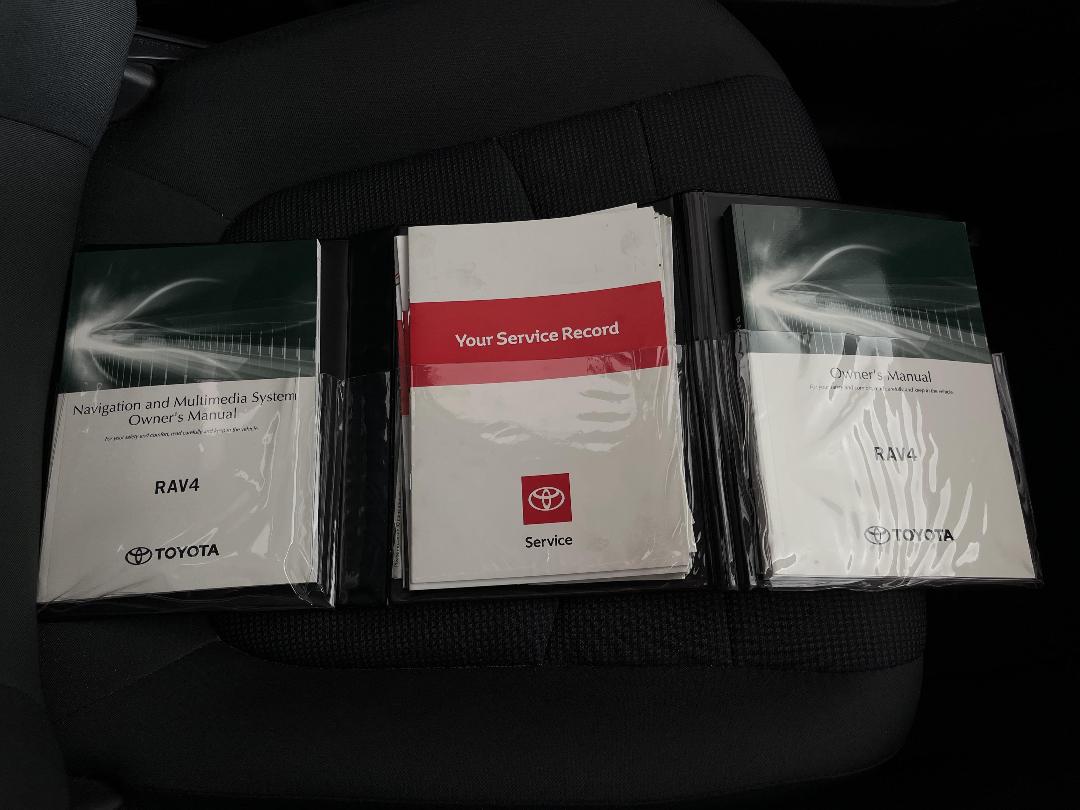 Photo '28' of Toyota Rav4