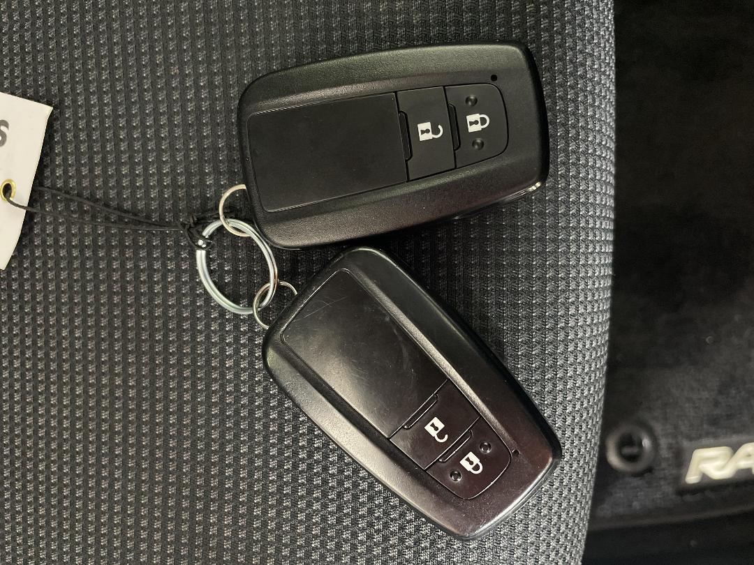 Photo '22' of Toyota Rav4