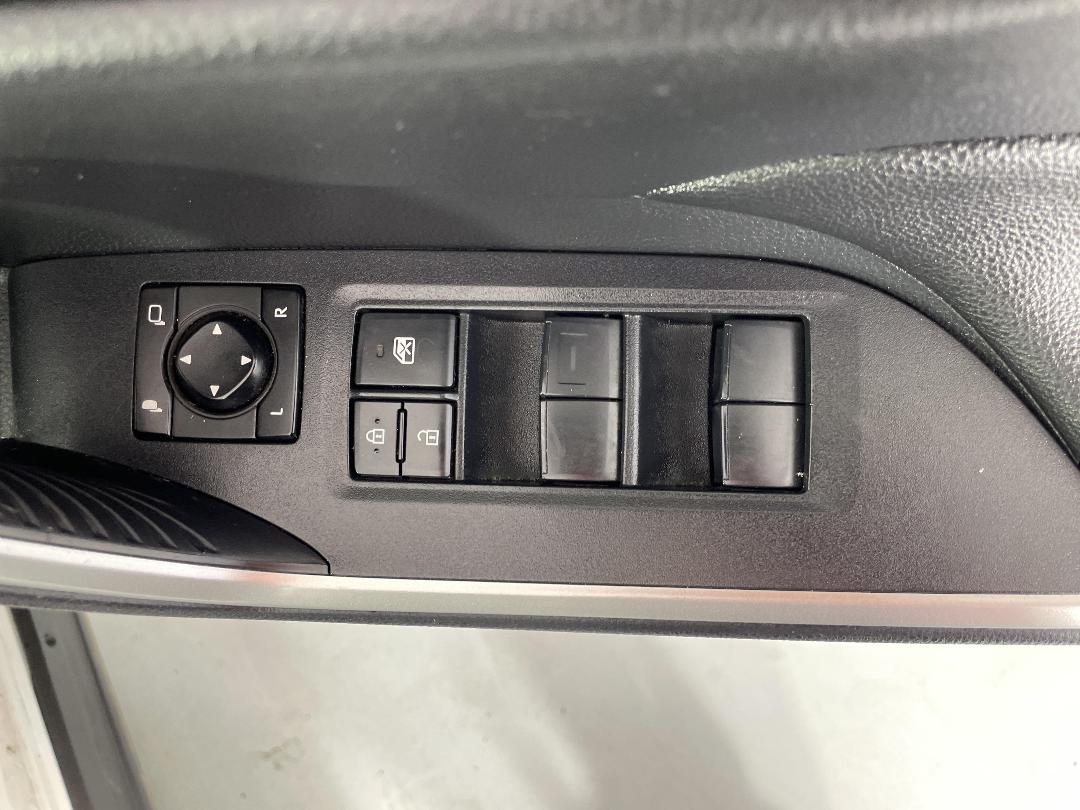 Photo '24' of Toyota Rav4