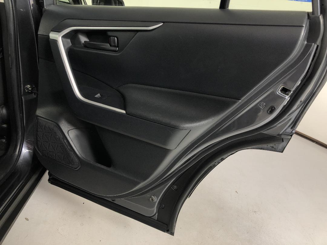 Photo '19' of Toyota Rav4