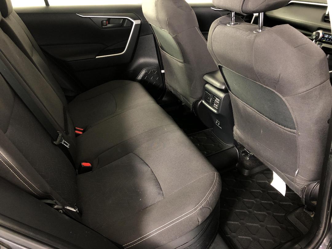 Photo '20' of Toyota Rav4