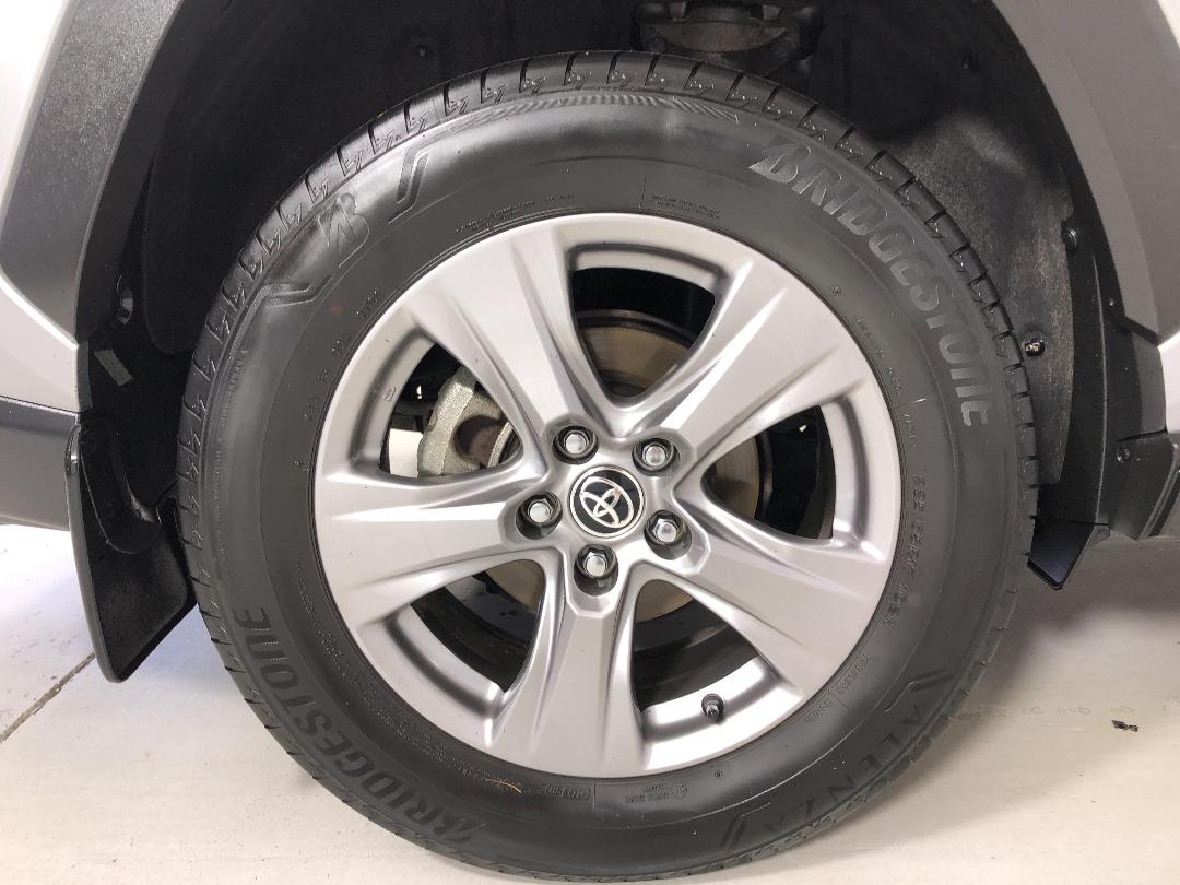 Photo '12' of Toyota Rav4 Photo '12' of Toyota Rav4