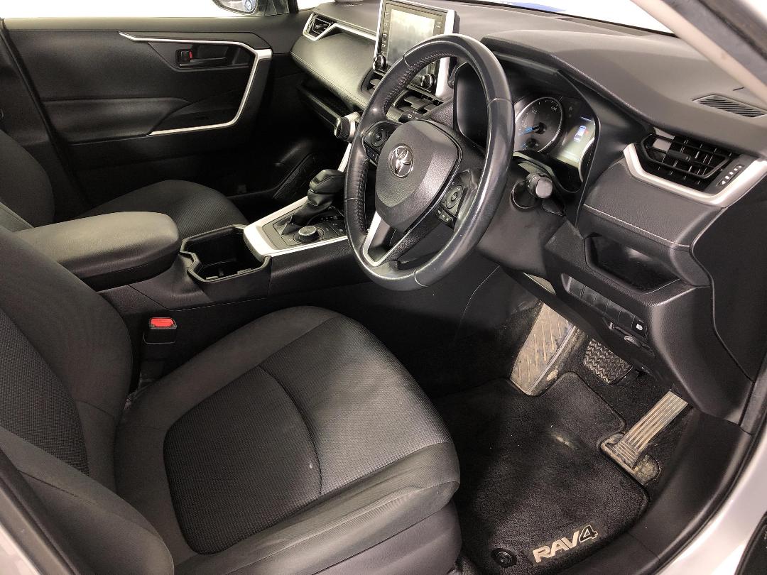 Photo '16' of Toyota Rav4 Photo '16' of Toyota Rav4