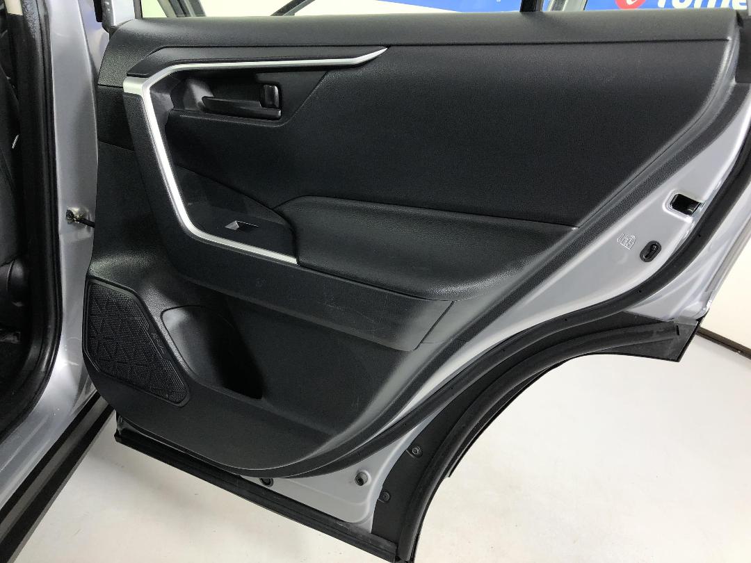 Photo '19' of Toyota Rav4 Photo '19' of Toyota Rav4