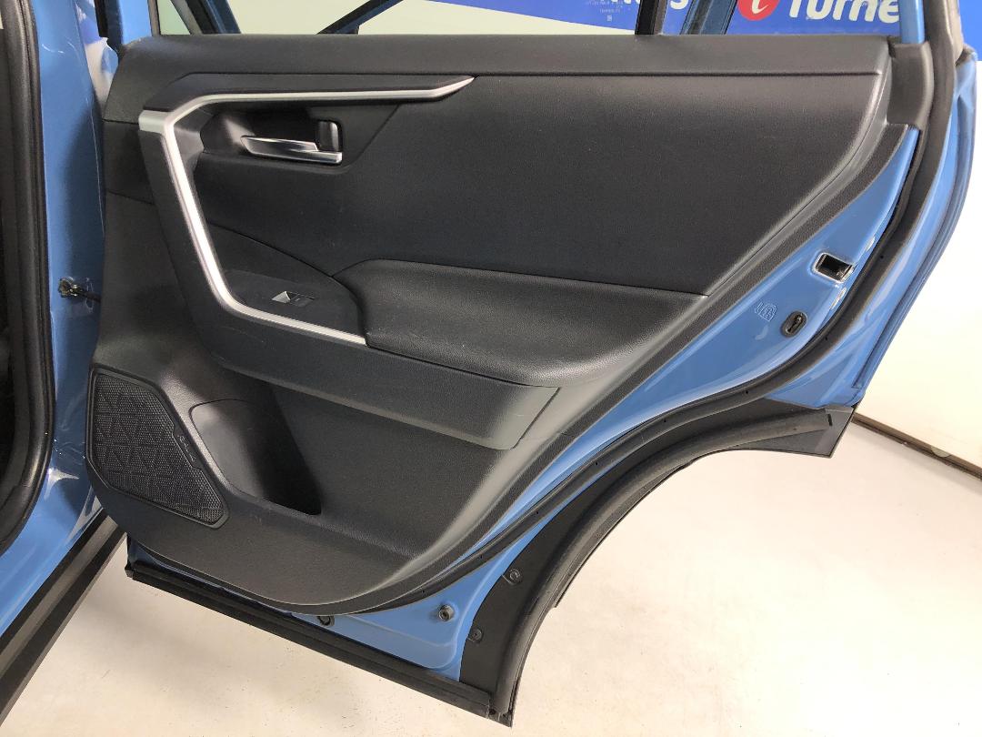 Photo '19' of Toyota Rav4