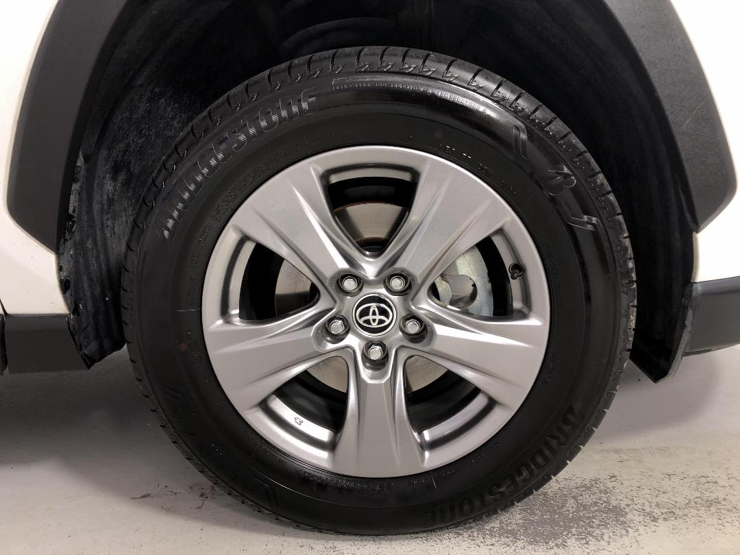 Photo '9' of Toyota Rav4