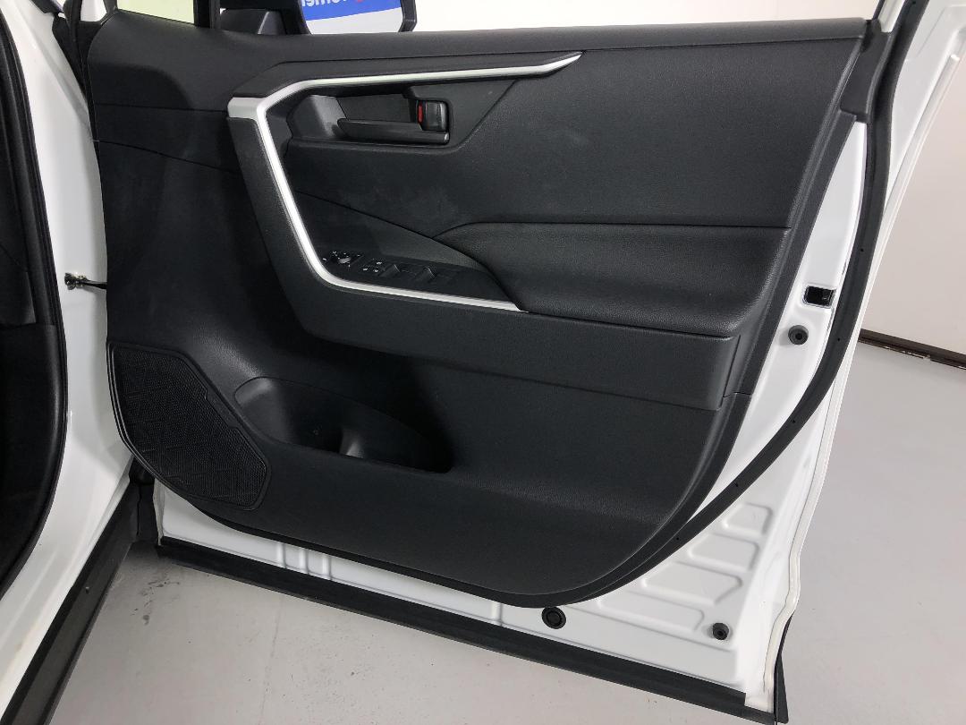 Photo '15' of Toyota Rav4