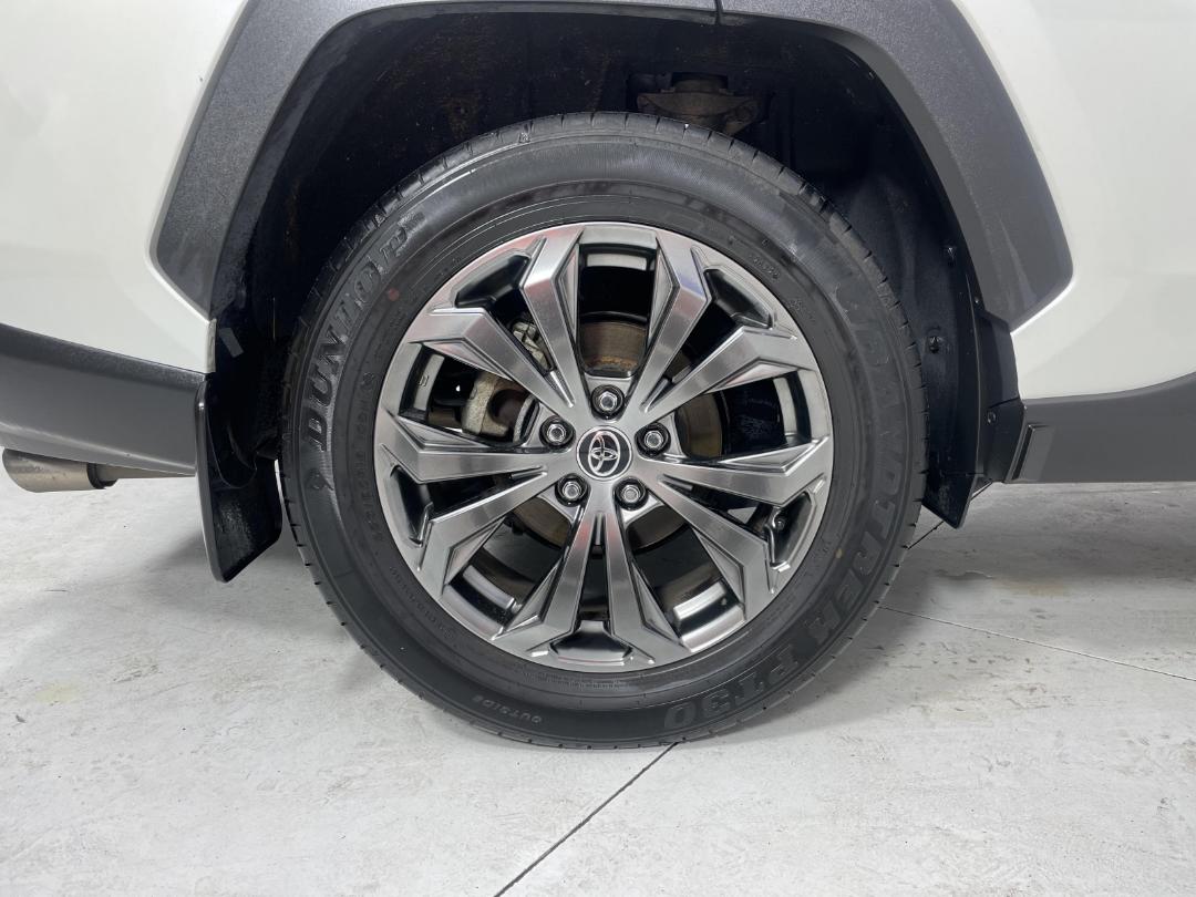 Photo '12' of Toyota Rav4